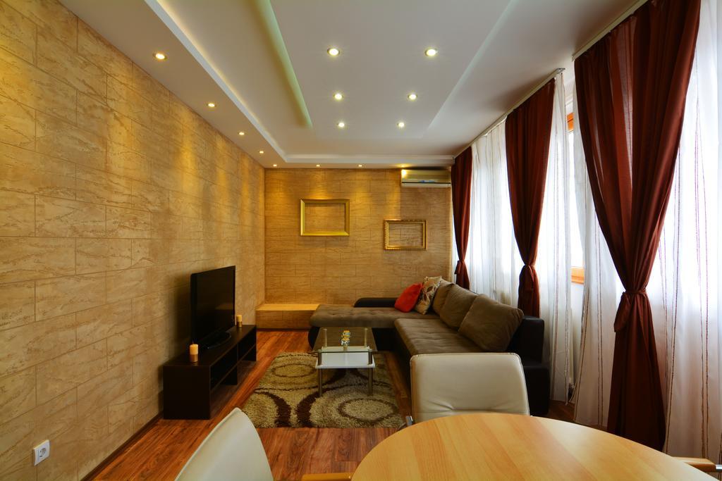 Apartment Dositejeva 13 Belgrado Buitenkant foto