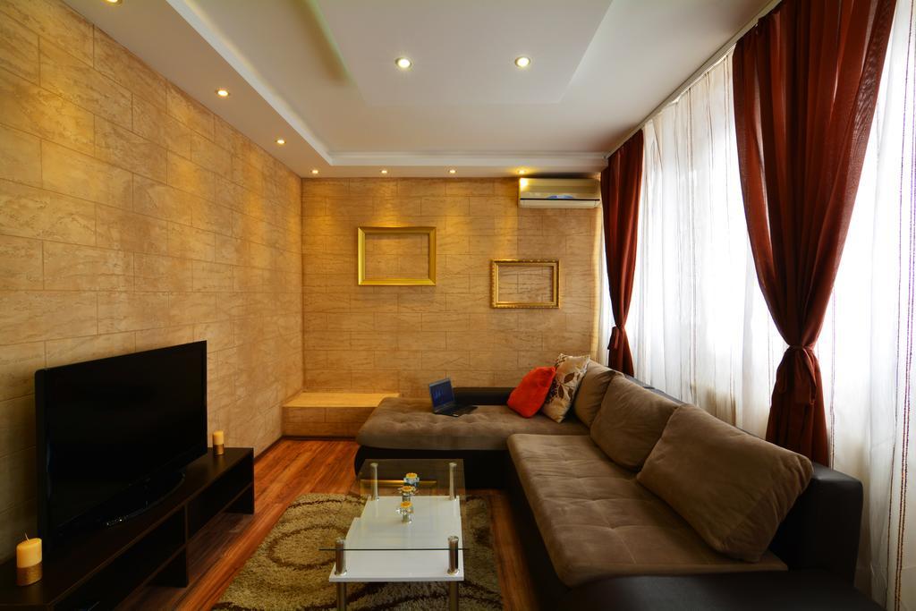 Apartment Dositejeva 13 Belgrado Buitenkant foto